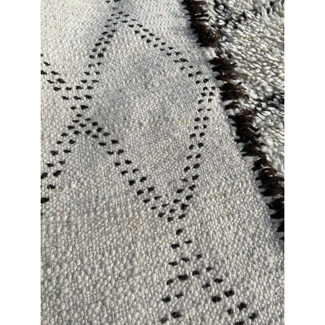 Textile Berber Moroccan Beni Ouarain Wool Runner For Sale - Image 7 of 9