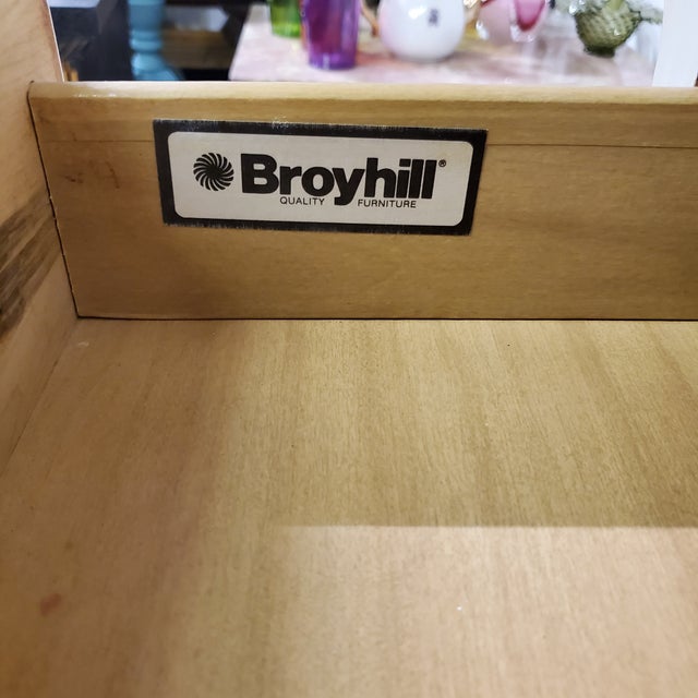 1990s Broyhill Traditional China Cabinet, Painted Antique White For Sale - Image 12 of 12