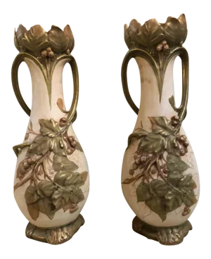 Royal Dux Flower Vases or Centerpieces, Art Nouveau Er - a Pair