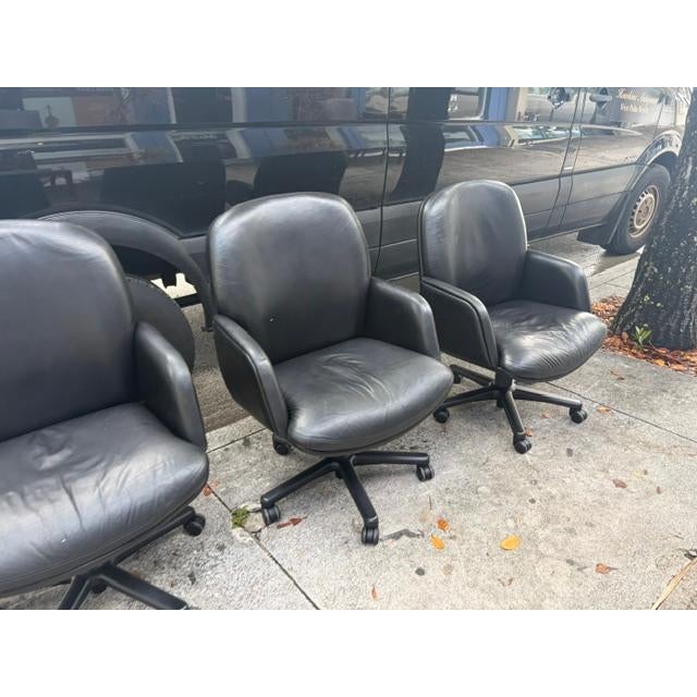 Modern Vecta Litho Usa Set of 4 Used Black Leather Executive Swivel Office Chair For Sale - Image 3 of 8