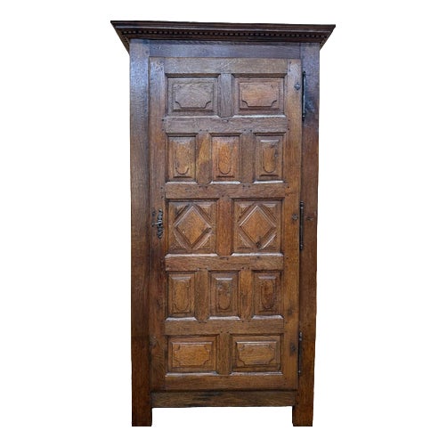 Tall Renaissance Oak Bonnetière For Sale