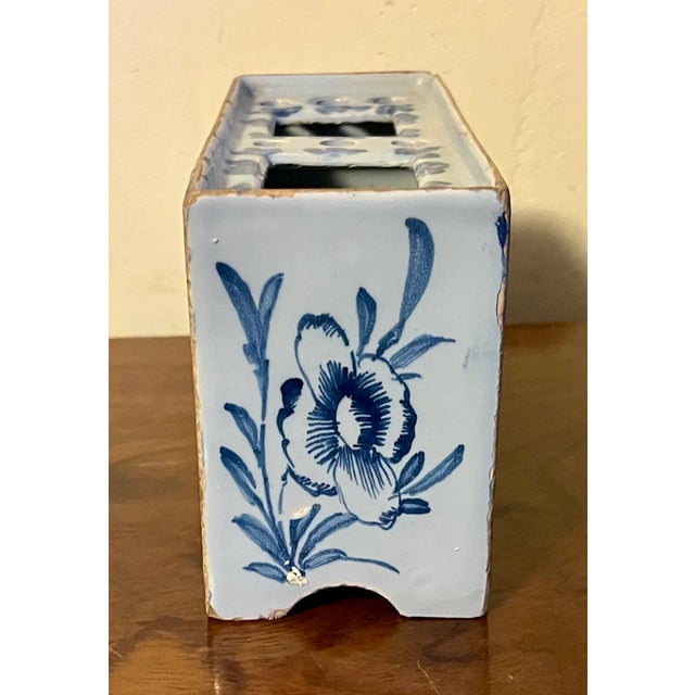 Antique 18th Century English George III Lambeth Delft Blue & White Pottery Flower Brick Circa 1770 For Sale In New York - Image 6 of 16