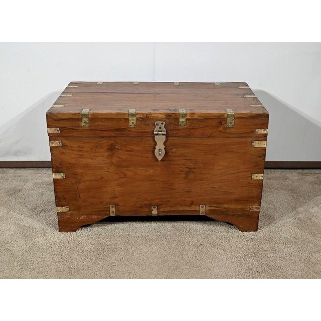 Large End of 19th Century Teak Naval Trunk For Sale - Image 3 of 18