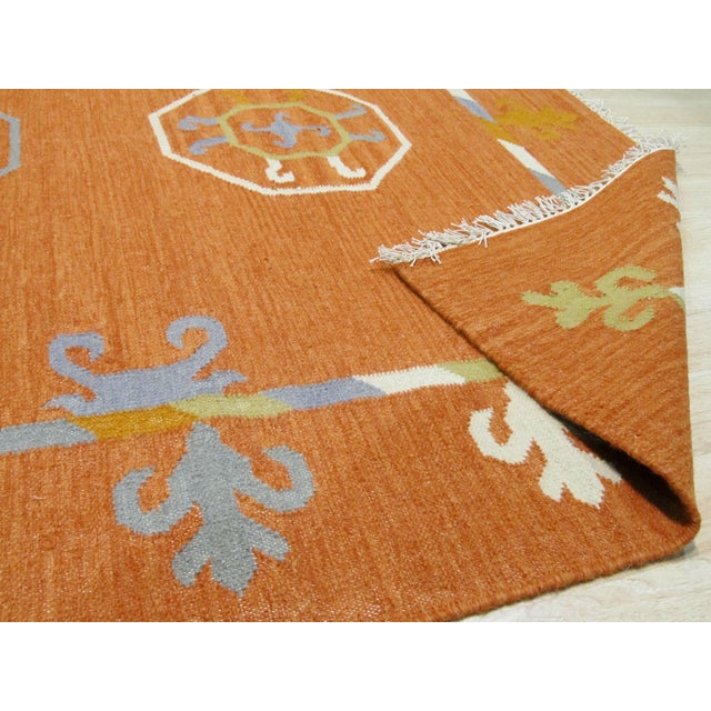 2020s 9x12 Maya Kilim Coral Traditional Geometric Flatweave Wool Carpet Rug For Sale - Image 5 of 5