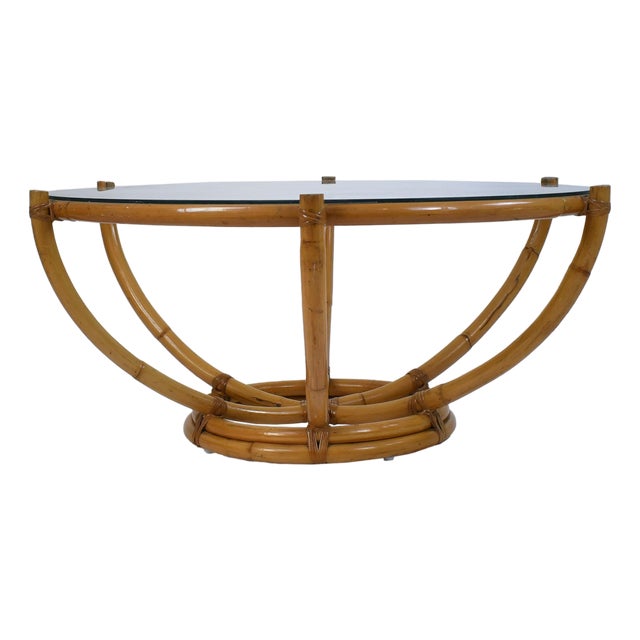 Late 20th Century Large Round Rattan Coffee Table For Sale
