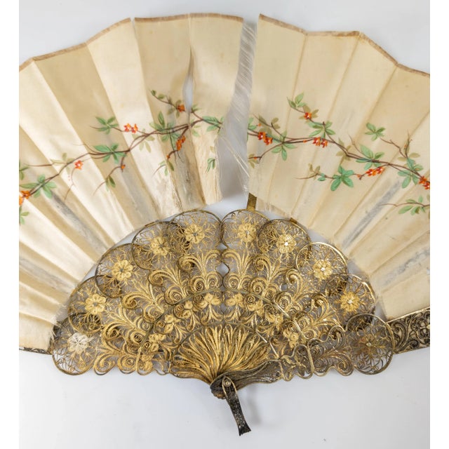 Traditional Early 20th Century Gilt Silver Filigree Portuguese Hand Fan For Sale - Image 3 of 14