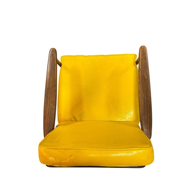The Vintage MCM Baumritter Metal & Wood PATIO Sun Porch Chair with Cushions from the 1960s is a fully assembled, yellow-...
