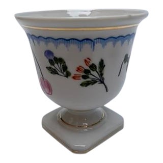 Small Antique Porcelain Footed Cup For Sale