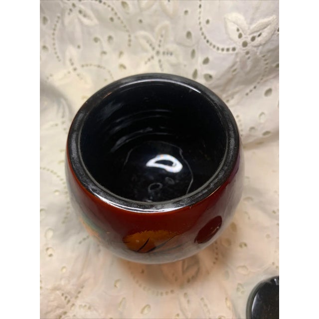 1970s Vintage Asian Hand Painted Lacquerware Egg Shaped Box with Gold Cranes For Sale In Madison - Image 6 of 10