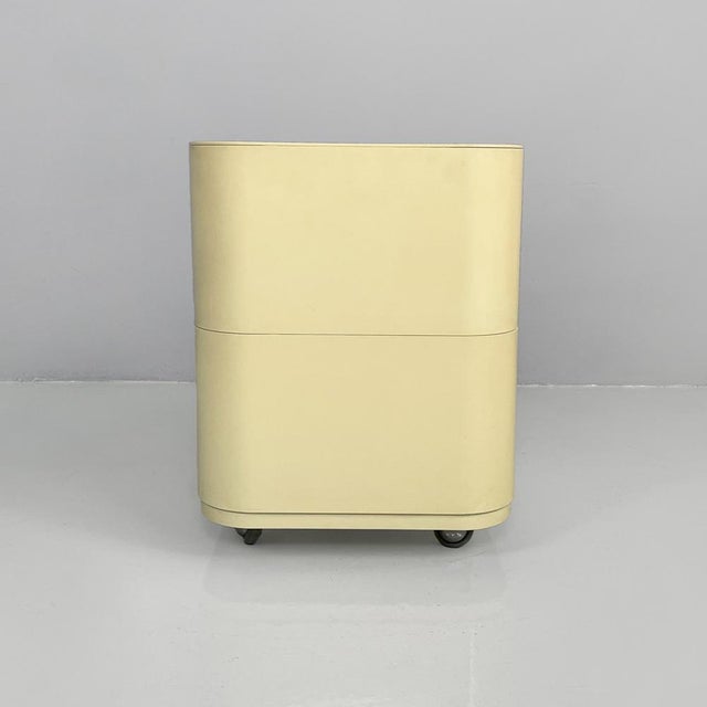 Kartell Italian Modern Plastic Chest of Drawers by Anna Castelli for Kartell, 1970s For Sale - Image 4 of 18