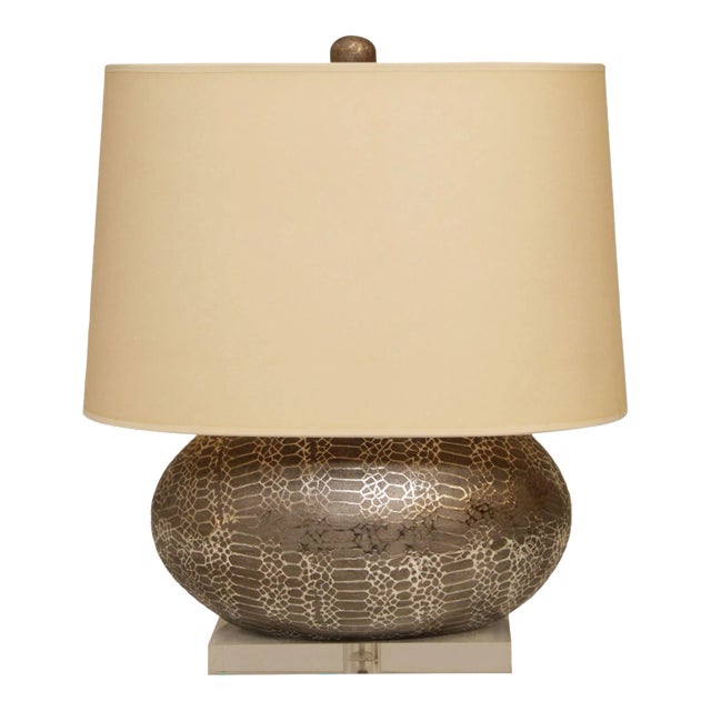 Modern Silvered Lucite Base Table Lamp For Sale