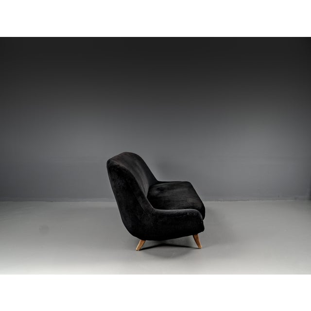 Sofa in Boucle Fabric attributed to Flemming Lassen, 1940s For Sale - Image 5 of 18