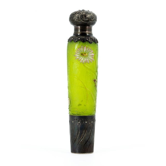 Art Nouveau Cameo Glass Perfume Bottle by Émile Gallé Nancy, France, 1890-1900 For Sale - Image 6 of 14
