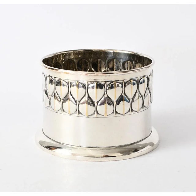 Art Nouveau Silver Plated Wine Bottle Holder, 1890s, in Good conditions. Designed 1890 to 1919