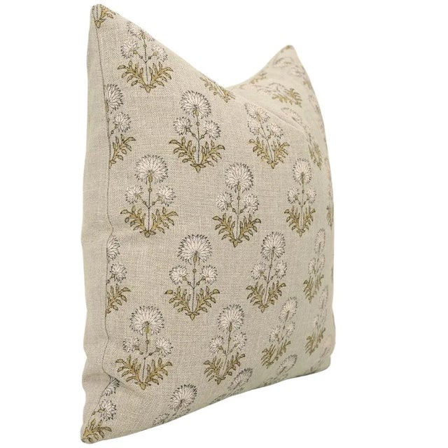 The Rishi block print cushion cover by Fabdivine is handcrafted from Thick linen, showcasing intricate traditional...