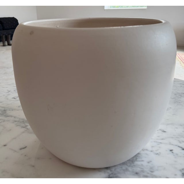 Matte White Gainey Planter La Verne California J-12 Architectural Pottery For Sale - Image 11 of 15