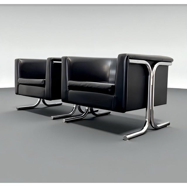 Mid-Century Modern Bauhaus Art Deco Lounge Chairs in Vinyl Leather, 1940s, Set of 2 For Sale - Image 3 of 18