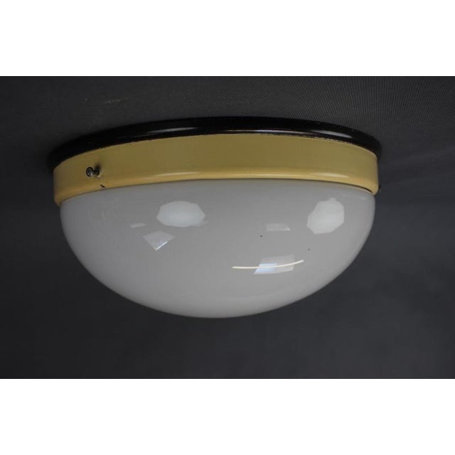 Industrial Industrial Bakelite Wall Light, 1940s For Sale - Image 3 of 8