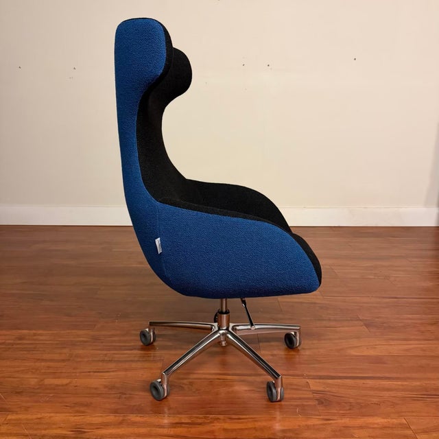 Roche Bobois Ceo Swivel Armchair by Sacha Lakic For Sale - Image 9 of 13