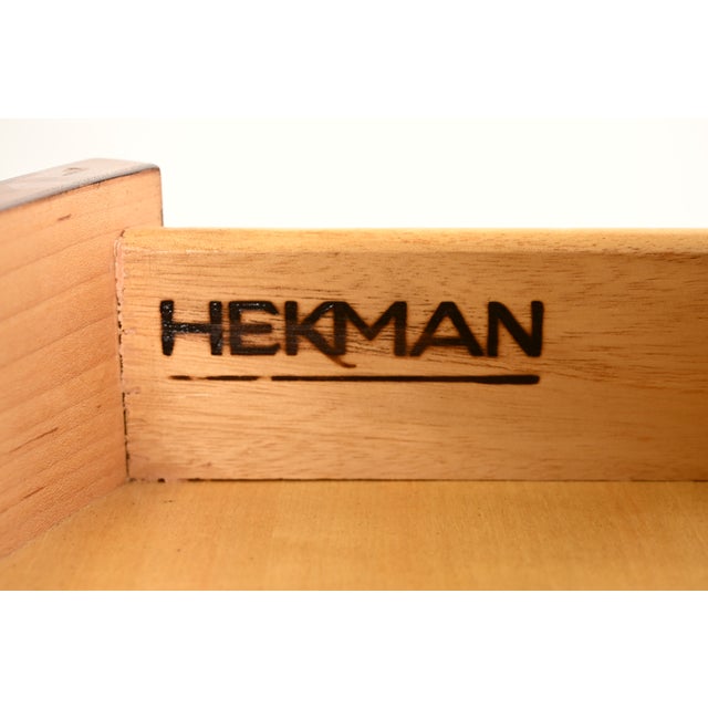 Hekman Georgian Banded Cherry Wood Pedestal Drum Side Table or Tea Table, Circa 1980s For Sale - Image 14 of 15