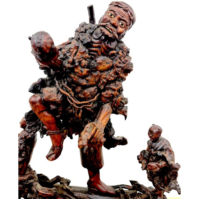 Monumental Chinese Rootwood (Burl) Daoist Sage with Attendants, Late Qing For Sale - Image 12 of 18