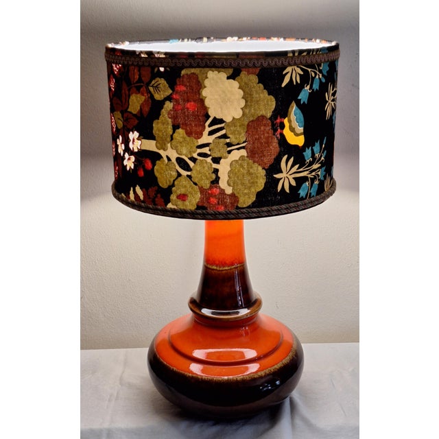 Vintage German Table Lamp with Orange-Brown Ceramic Base and Fabric Shade, 1970s For Sale - Image 4 of 8