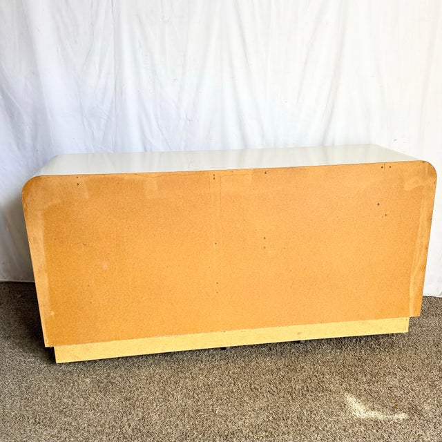 1980s Postmodern Cream Lacquer Laminate Waterfall Dresser For Sale - Image 11 of 12