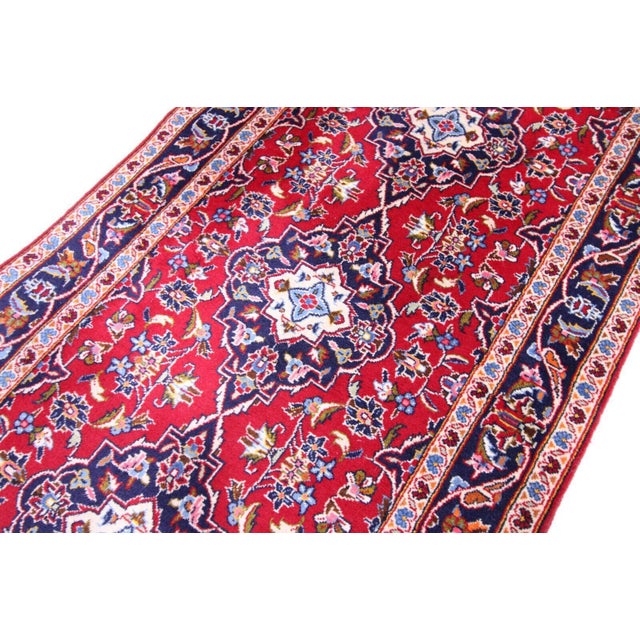 Middle Eastern Rug in Wool For Sale - Image 5 of 7