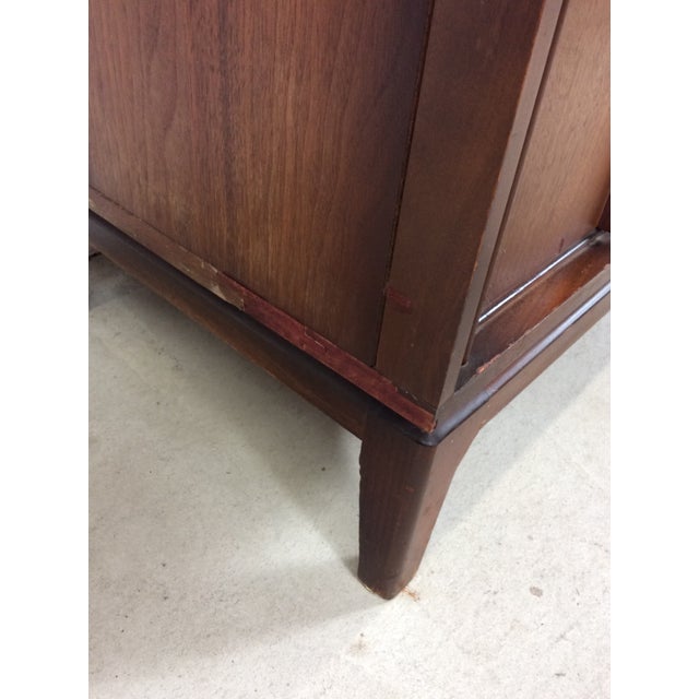 Mid Century Modern Lowboy Dresser With Mounted Mirror by Thomasville For Sale - Image 9 of 18