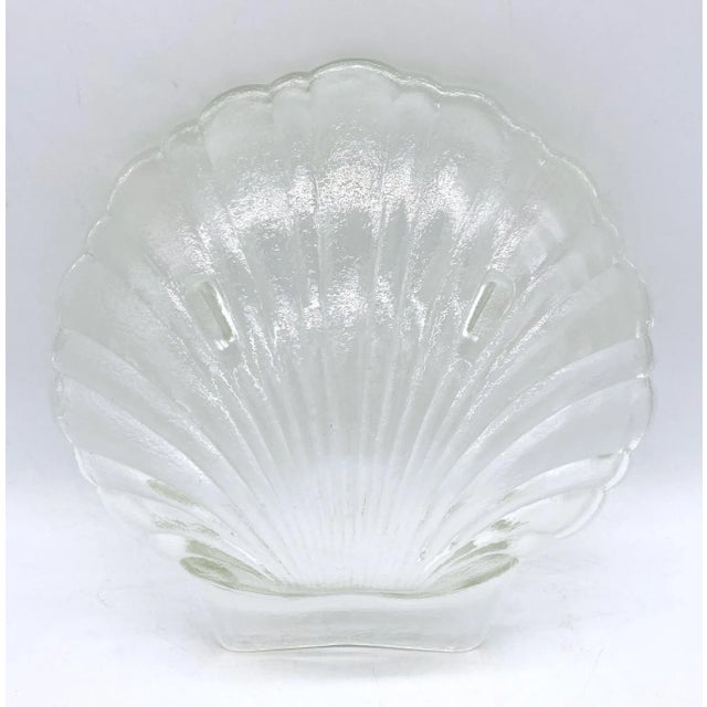 Vintage Transparent Glass Clam Shell Bowls – Coastal Serving Set of 7 For Sale - Image 11 of 12
