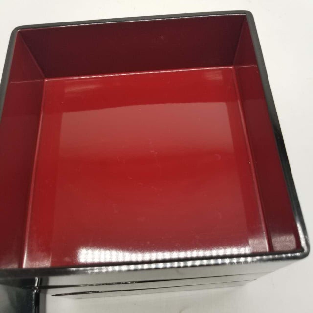 Vintage Japanese Three-Tier Lacquer Jubako Box With Orchid Makie Design For Sale - Image 6 of 12