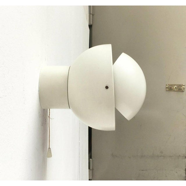 1960s Mid-Century Dutch Space Age Wall Lamp by Radboud Van Beekum for Raak, 1960s For Sale - Image 5 of 18