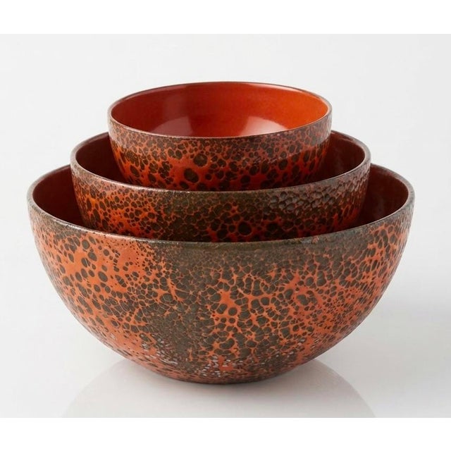 Persimmon Hanova of Pasadena Rare Enameled Steel "Lava" Bowl - Rust/Orange 3pc Set For Sale - Image 8 of 8