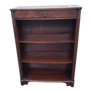 1900s Small Antique Penhurst Federal Mahogany One-Drawer Bookcase For Sale