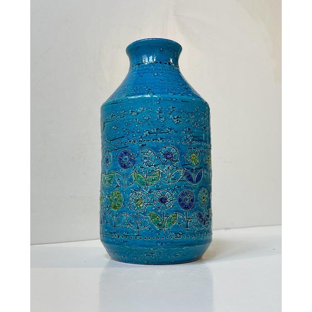 Rimini-Blue Stoneware Vase with Sunflowers by Aldo Londi for Bitossi, 1960s For Sale - Image 9 of 9