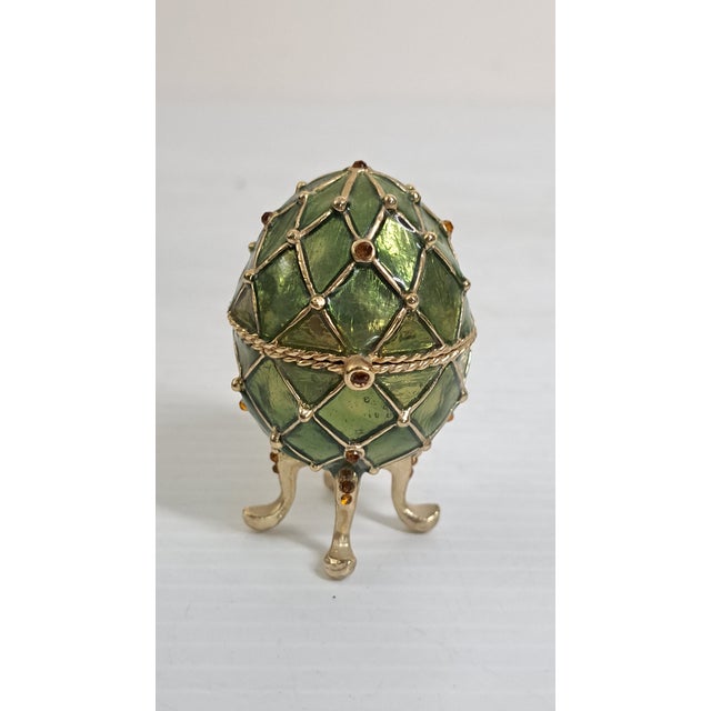 Modern Lot of 2 Decorative Eggs – Abalone Shell Mosaic & Monet Green Enamel Egg Box For Sale - Image 3 of 10