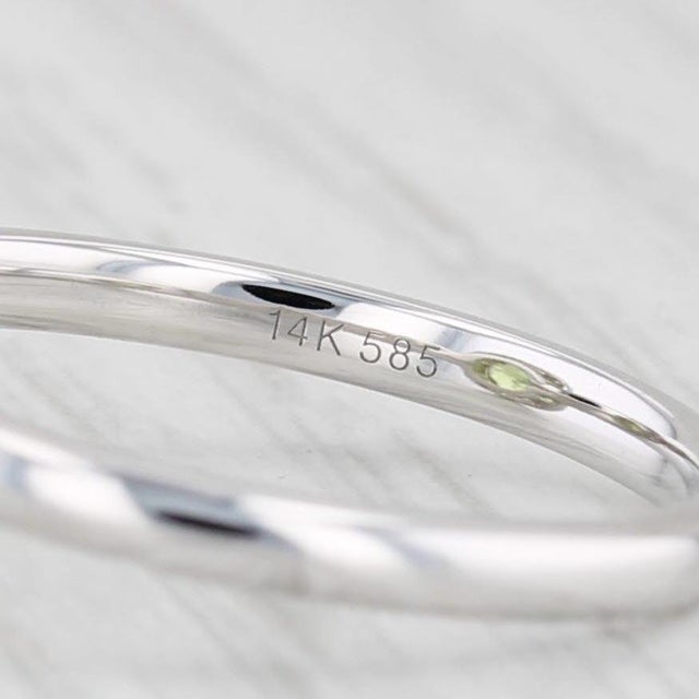 New 1.60ctw Round Peridot Diamond Halo Ring 14k White Gold Size 6.5 Engagement For Sale In Greensboro - Image 6 of 8
