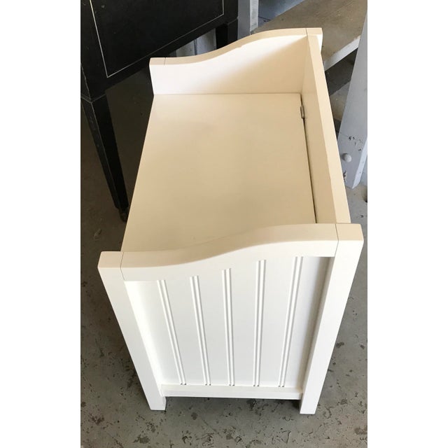 1990s Vintage Painted Hamper Seat For Sale - Image 5 of 6