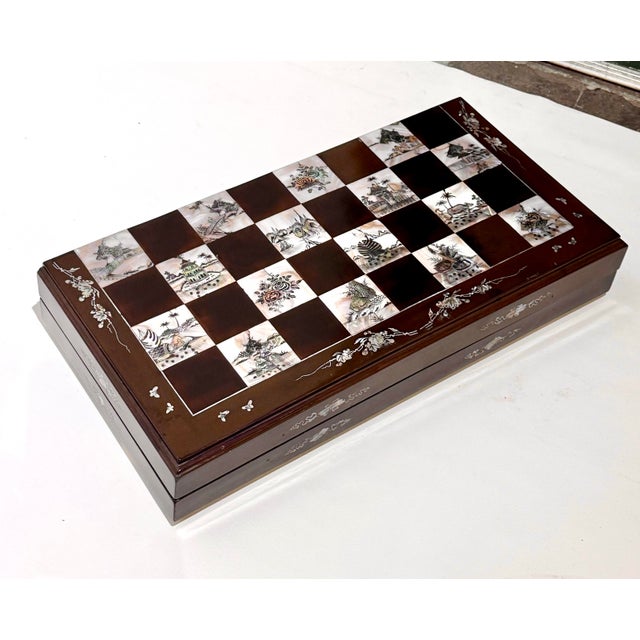 Art Deco Vintage Chinese Black Lacquer & Mother-of-Pearl Inlaid Folding Chess Board For Sale - Image 3 of 11