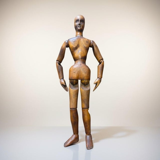 1900 - 1909 Large Antique French Wooden Male Artist’s Articulated Lay Figure Mannequin For Sale - Image 5 of 11