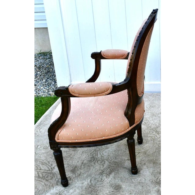 Carved Wood Bergere Chair Louis XVI Style Medallion Oval Back Pink Fabric 50s For Sale - Image 9 of 13