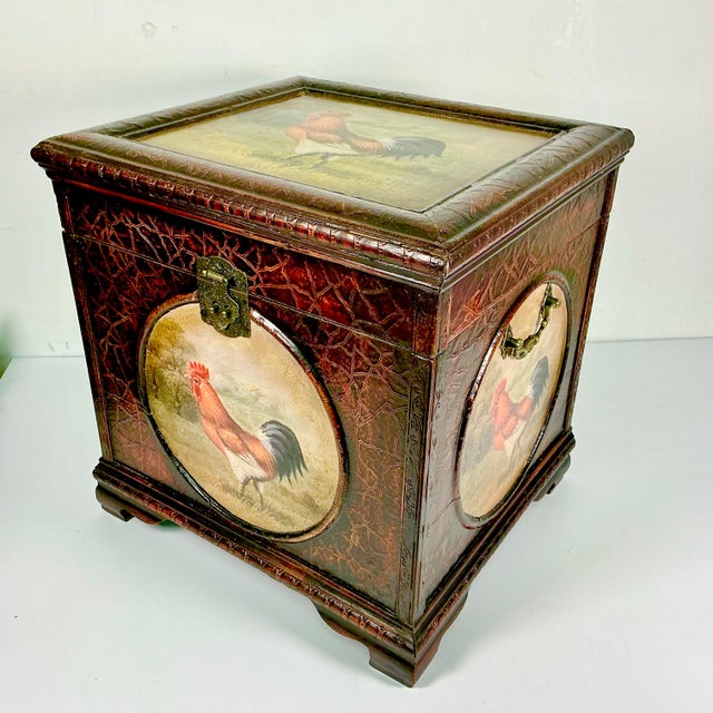 Burnt Umber 1970s Vintage Farmhouse Arts & Crafts Boho Chic Velvet Lined Rooster Storage Box For Sale - Image 8 of 18
