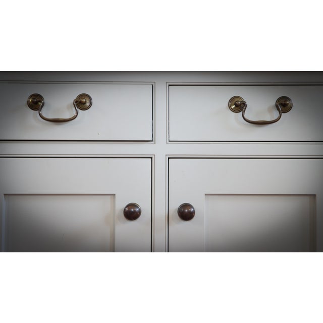 Kitchen Dresser Cabinet in Painted Pine from Laura Ashley, 2010s For Sale - Image 9 of 18