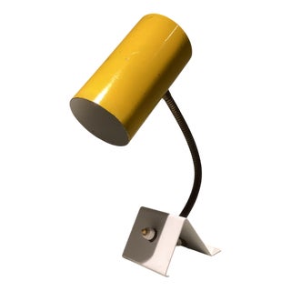 Smal Table Wall Lamp attributed to H. Th. J. A. Busquet for Hala, 1970s For Sale