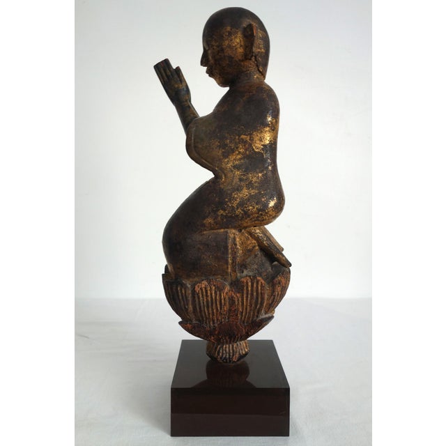 Wood Gold-Lacquered Wooden Statuette of Worshiper in Prayer, Burma, 1920s For Sale - Image 7 of 14
