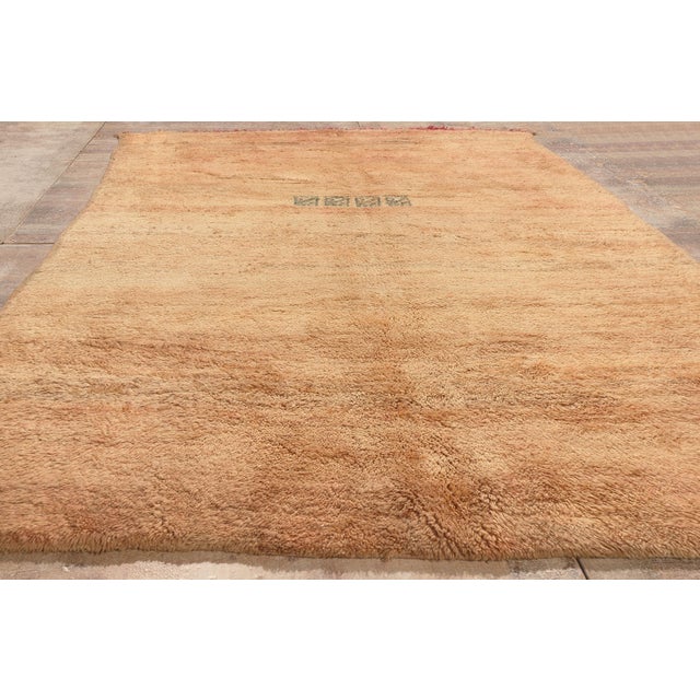 Peach Vintage Beni MGuild Moroccan Rug, 06'02 X 09'10 For Sale - Image 8 of 10