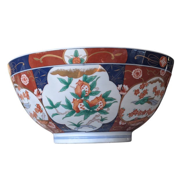 Vintage Japanese Imari Porcelain Decorative Footed Bowl For Sale - Image 9 of 10