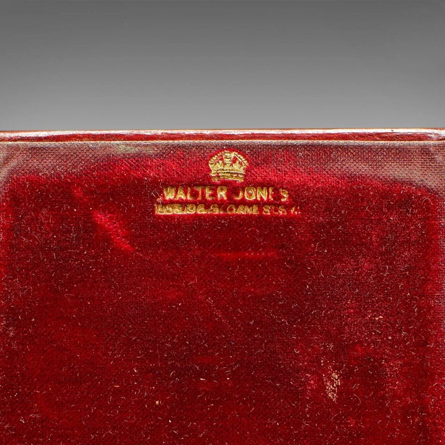 Textile 1900s Edwardian Pair of Antique Decorative Bookends, English, Leather, Book Rest For Sale - Image 7 of 8