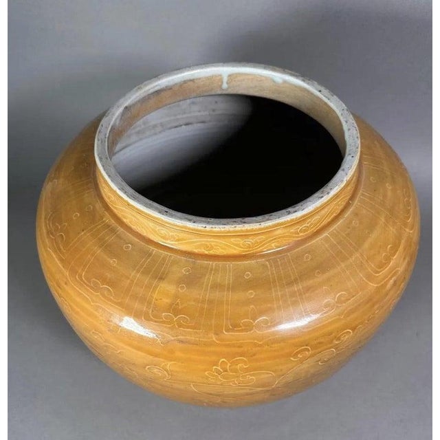 Late 20th Century Chinese Mustard Glazed Incised Slip Decoration Ceramic Vase Vessel For Sale - Image 6 of 7