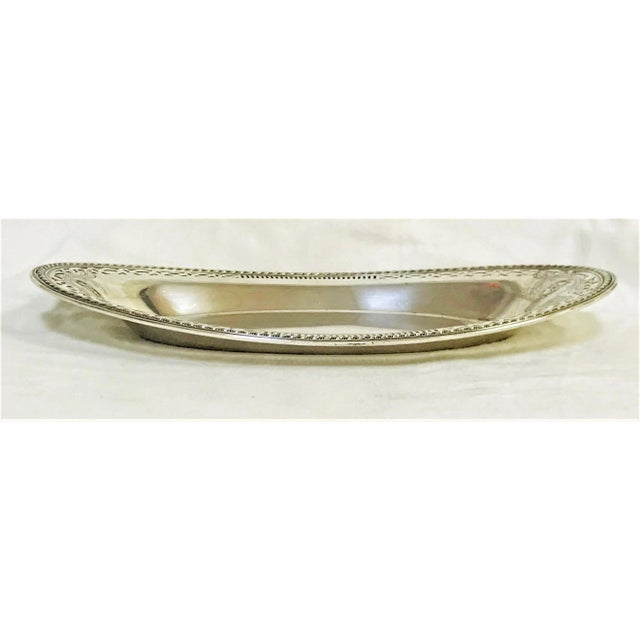 Mid 20th Century Vintage Oval Dish With Reticulated Edge Detail by Wm Rogers For Sale - Image 5 of 11
